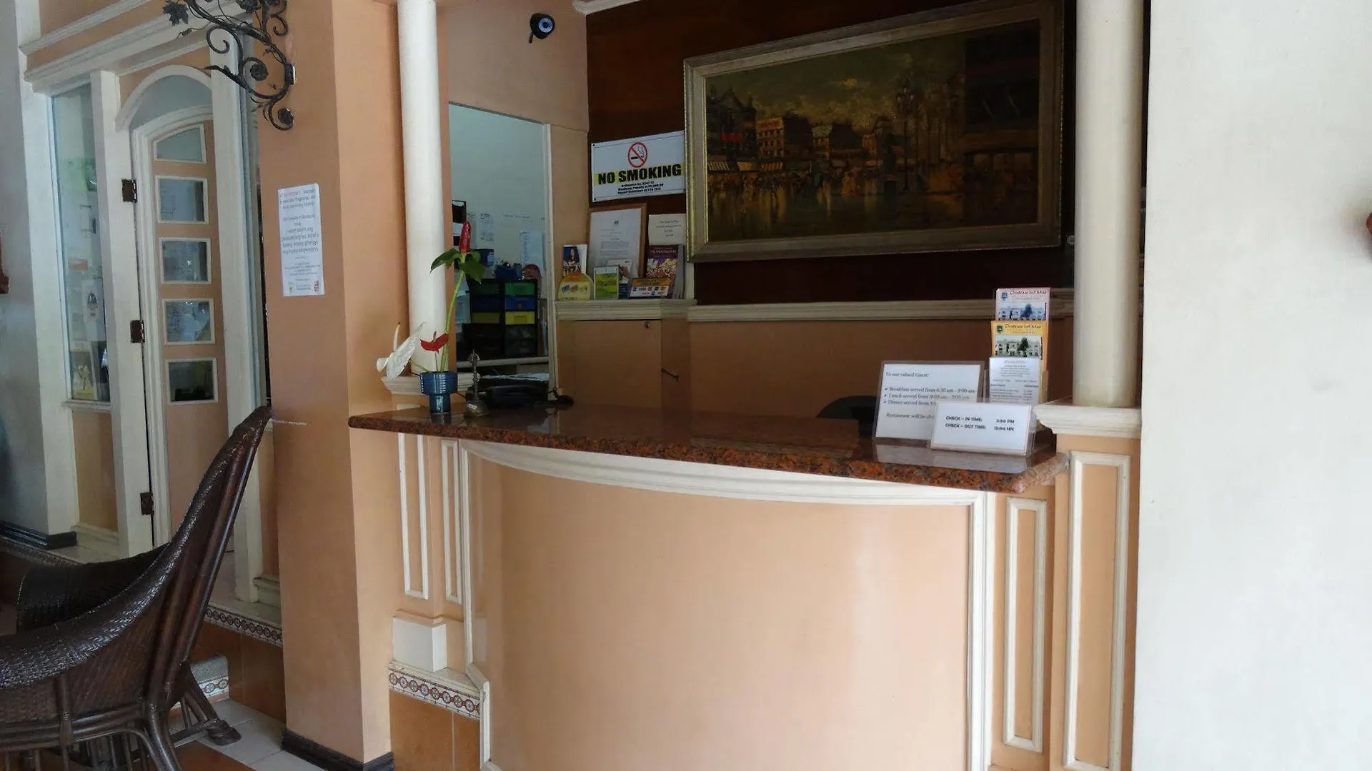 Chateau Del Mar Davao City 2*,